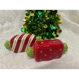 Vintage Ceramic Candy Shape Salt Pepper Shakers‎ Red White Green Set